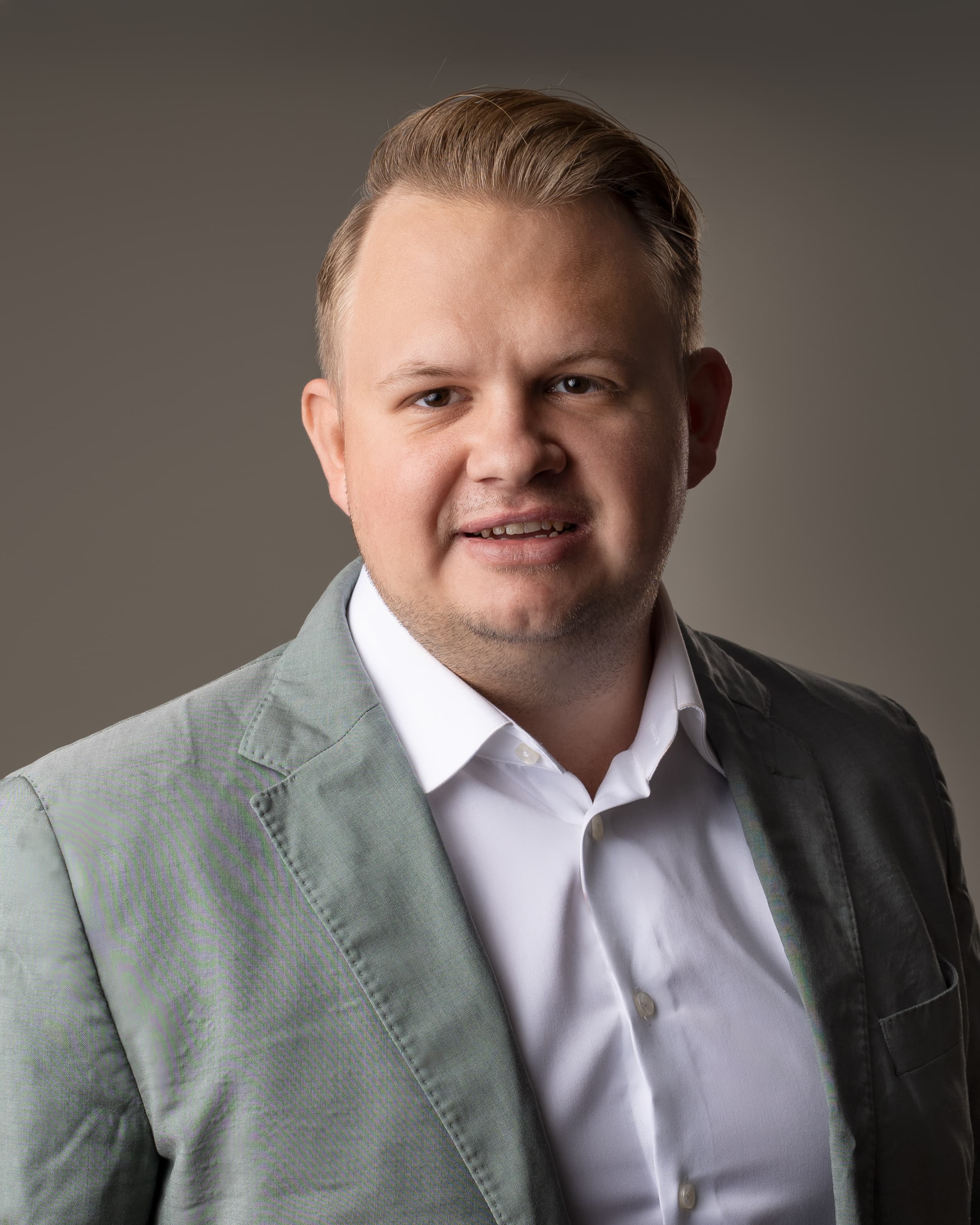 Eric Molnes